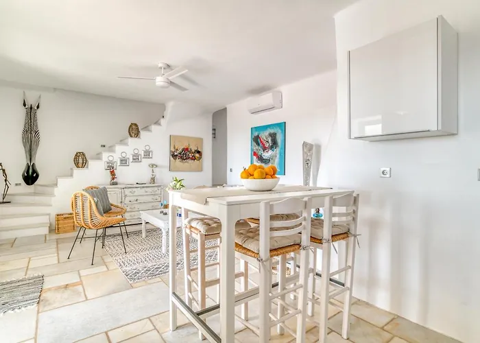 Lofos - Sea View And Jacuzzi Near Parikia