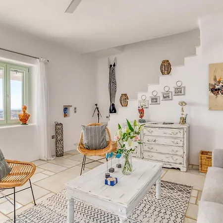 Lofos - Sea View And Jacuzzi Near Parikia Villa